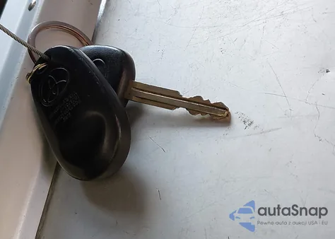 2010 Toyota Sienna Le из США, поврежденный, VIN 5TDJK4CC1AS030716